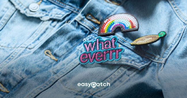 Patch-uri brodate sau PVC: pe care să o alegi